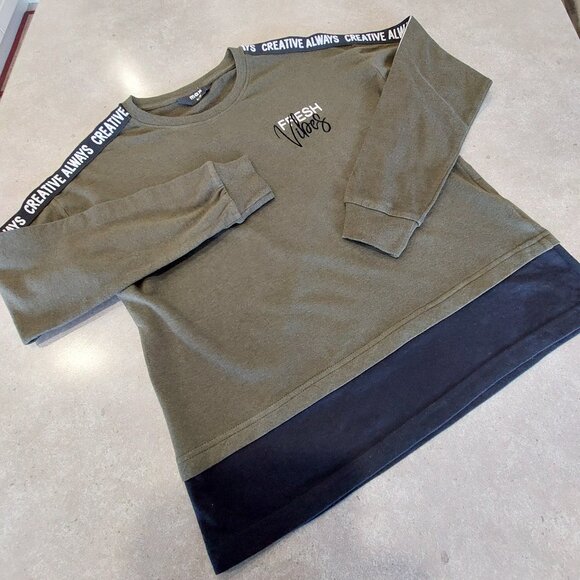 MAX Women's Typographic Print Crew Neck Long Sleeves Sweatshirt Olive/Black SML - Picture 6 of 13